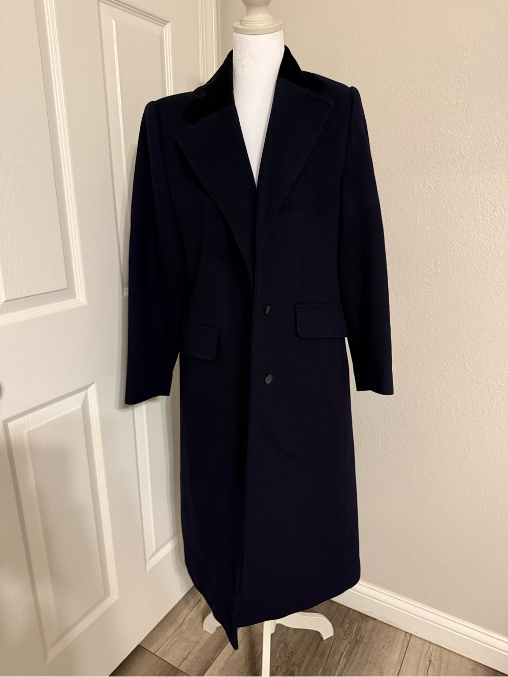 Women's Long Pea Coat in Navy with Black Collar - Vintage